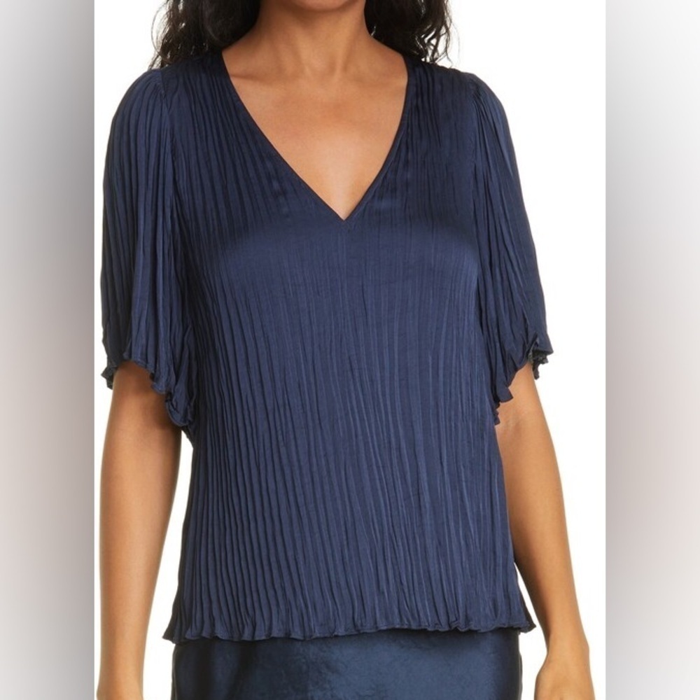 Vince Flutter Sleeve Crushed Satin Top Size M - Picture 1 of 11